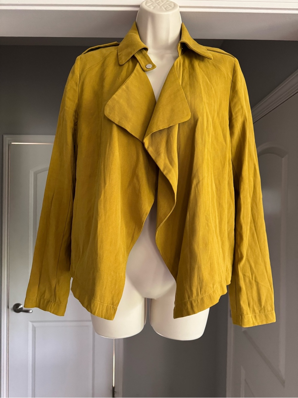 Zara Mustard Draped Open Front Blazer Jacket XS Viscose Classic